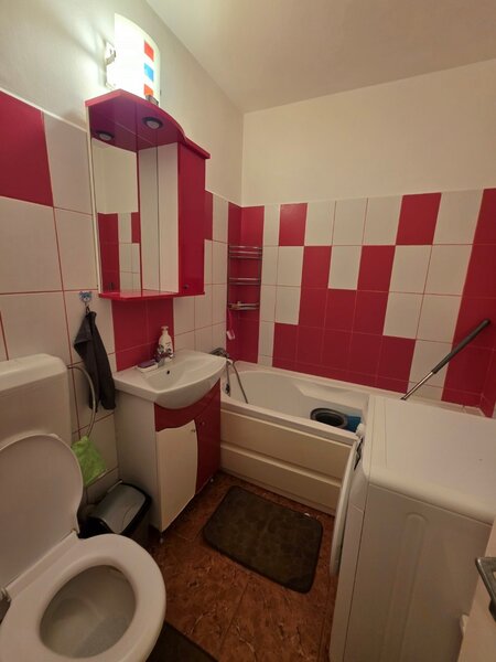 Basarabia, 10 minute metrou Costin Georgian, vav spital Ilfov, bloc 1980,